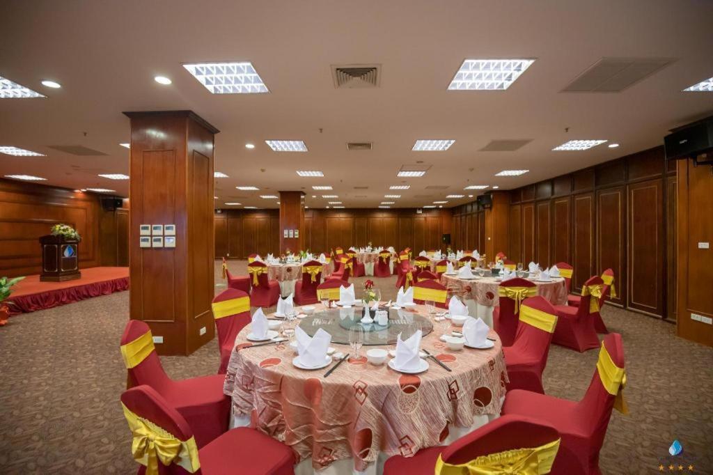 Vientiane Plaza Hotel Exteriör bild