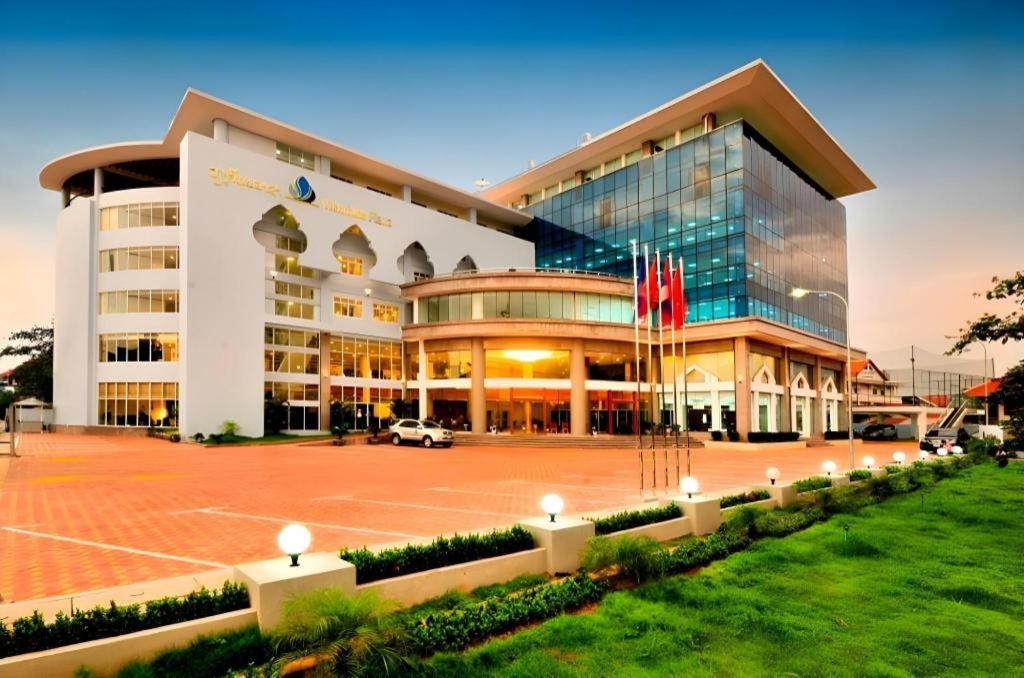 Vientiane Plaza Hotel Exteriör bild
