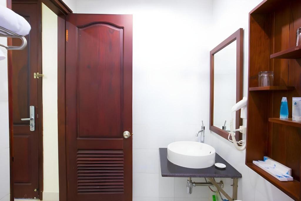 Vientiane Plaza Hotel Exteriör bild